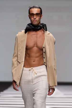 Load image into Gallery viewer, NOTCHED COLLAR BLAZER WITH ATTACHED VEST