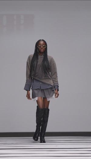 Load and play video in Gallery viewer, CHARCOAL LONG SLEEVE SWEATER