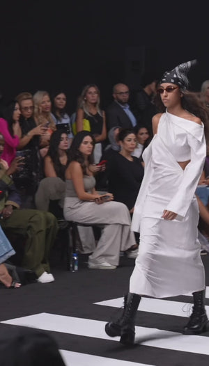 Load and play video in Gallery viewer, SHIRT DRESS WITH BUTTONS