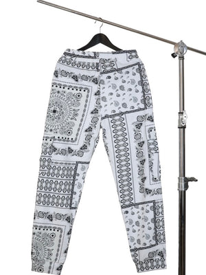 Load image into Gallery viewer, Bandana Print Lovin Sweatpants