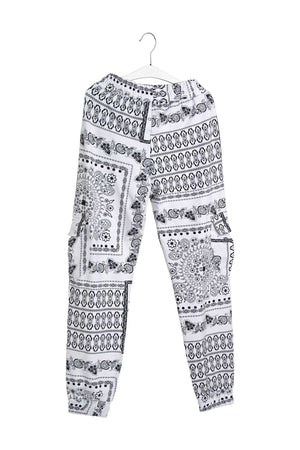 Load image into Gallery viewer, Bandana Print Lovin Sweatpants
