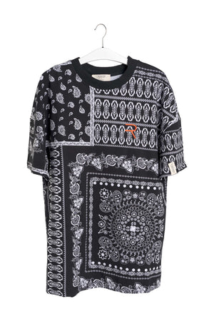 Load image into Gallery viewer, Bandana Print Lovin T-Shirt