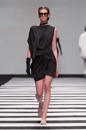 Load image into Gallery viewer, BLACK DRAPED DRESS
